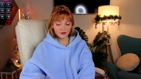 Snapshot of amanda__fox chatting on December 15, 7:13 am Amanda fox online show from December 15, 7:13 am