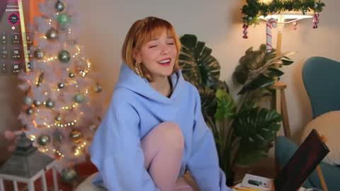 Snapshot of amanda__fox chatting on December 15, 10:28 am Amanda fox online show from December 15, 10:28 am