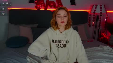 Snapshot of amanda__fox chatting on February 23, 3:45 am Amanda fox online show from February 23, 3:45 am