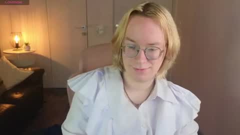 Hi im Amanda online show from July 4, 1:50 pm