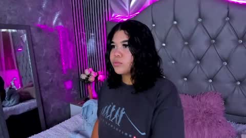 Amanda Moore online show from May 6, 3:35 am