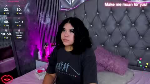 Amanda Moore online show from May 17, 3:37 am