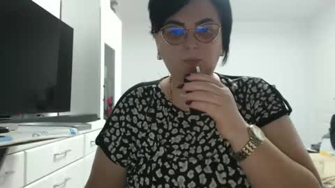 Snapshot of amanda_muller5 chatting on January 17, 9:29 pm Anda .. online show from January 17, 9:29 pm