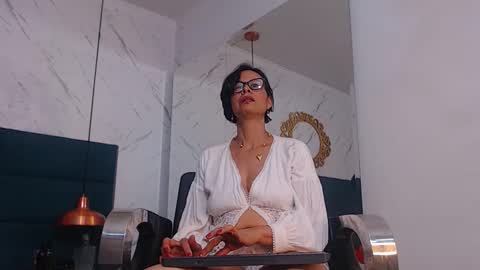 Snapshot of amanda_ramirez chatting on February 16, 10:17 pm amanda_ramirez online show from February 16, 10:17 pm