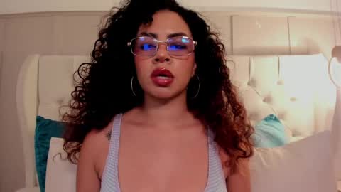 Amanda Rios online show from May 24, 7:52 pm
