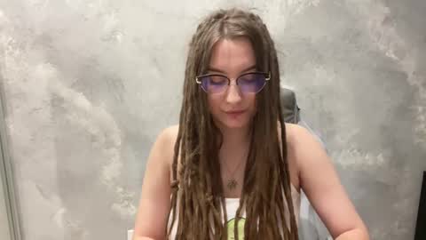 Amanda online show from February 11, 8:25 pm