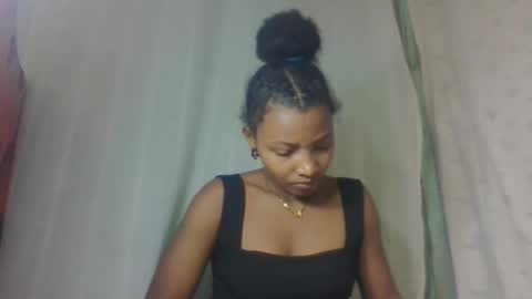 Snapshot of amandaaa25 chatting on September 14, 6:45 am amandaaa25 online show from September 14, 6:45 am