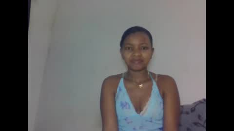 Snapshot of amandaaa25 chatting on September 23, 8:28 am amandaaa25 online show from September 23, 8:28 am