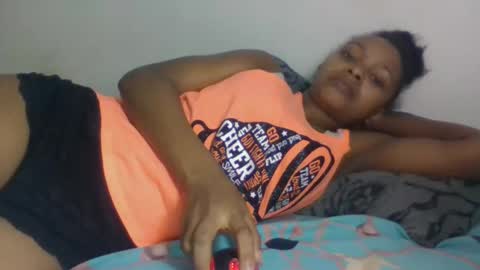 Snapshot of amandaaa25 chatting on September 25, 6:44 pm amandaaa25 online show from September 25, 6:44 pm