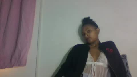 Snapshot of amandaaa25 chatting on September 26, 7:01 am amandaaa25 online show from September 26, 7:01 am