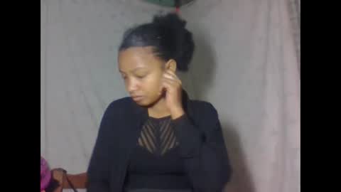 Snapshot of amandaaa25 chatting on October 9, 2:31 am amandaaa25 online show from October 9, 2:31 am