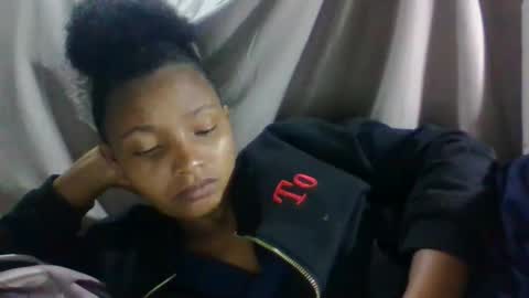 Snapshot of amandaaa25 chatting on February 23, 6:38 pm amandaaa25 online show from February 23, 6:38 pm