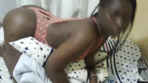 Snapshot of amandaflower2 chatting on November 16, 3:45 am amanda online show from November 16, 3:45 am