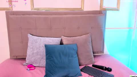 amandalee26 online show from March 17, 9:07 pm