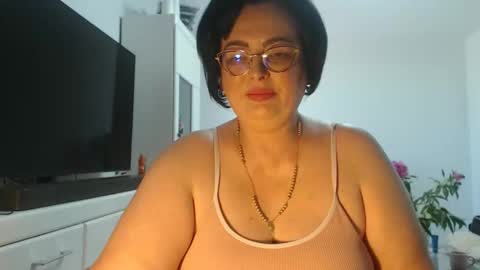 Snapshot of amandamuller1982 chatting on May 26, 12:23 pm Anda online show from May 26, 12:23 pm