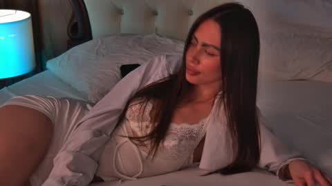 Snapshot of amandariver_ chatting on June 8, 10:32 pm amandariver_ online show from June 8, 10:32 pm