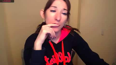 Amanda online show from March 4, 8:24 am