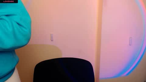 Amanda online show from November 12, 8:15 am