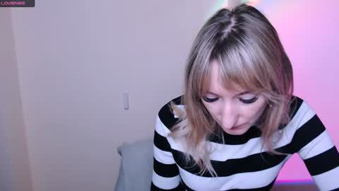 Amanda online show from July 8, 7:35 am