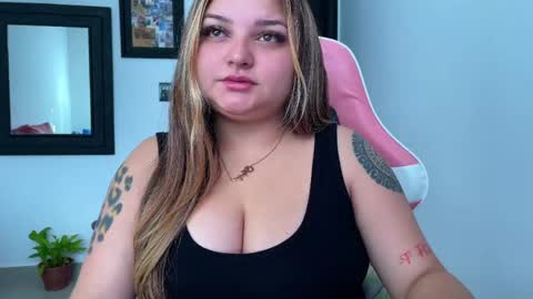 Amandha online show from May 25, 12:33 pm