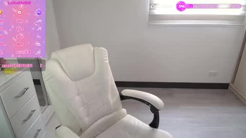 amara_silk online show from March 3, 5:41 pm