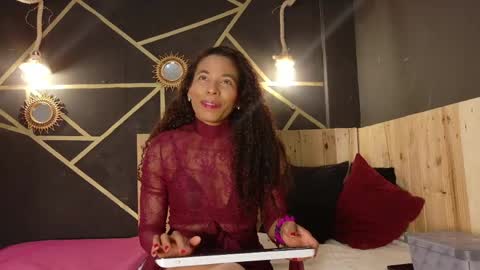 amara_vex online show from May 26, 12:45 pm