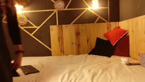 amara_vex online show from May 28, 12:13 pm