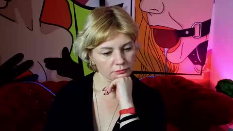 Sofia online show from November 18, 2:54 pm