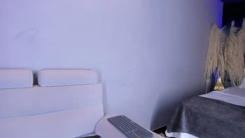 Snapshot of amarettho chatting on January 6, 5:38 pm Emily online show from January 6, 5:38 pm