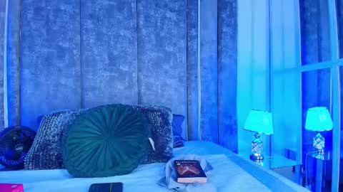 Emily online show from March 26, 11:05 am