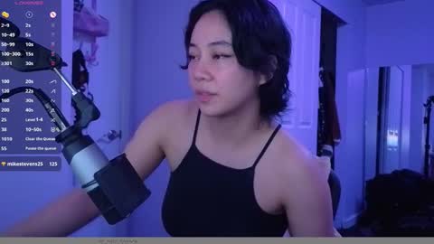 Snapshot of amateuroras chatting on February 14, 3:14 am leash online show from February 14, 3:14 am