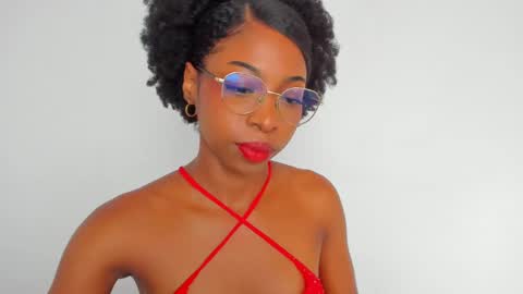 Snapshot of amatiistur chatting on December 14, 7:14 pm Tammy online show from December 14, 7:14 pm