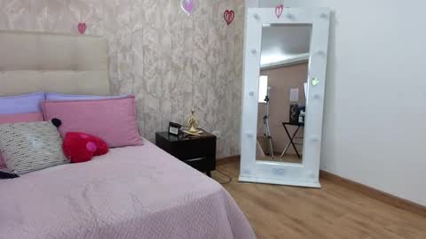 amaya_lirio online show from March 2, 4:03 am