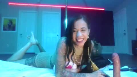 Snapshot of amayamillarodriguez chatting on February 28, 4:43 am amayamillarodriguez online show from February 28, 4:43 am