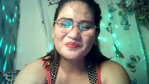 amazing angel online show from March 8, 4:33 pm