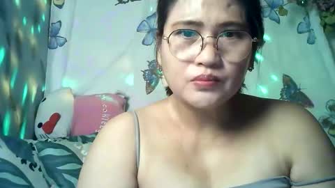 amazing angel online show from March 26, 10:15 pm