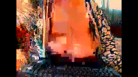 amazingmelons online show from May 11, 5:35 am