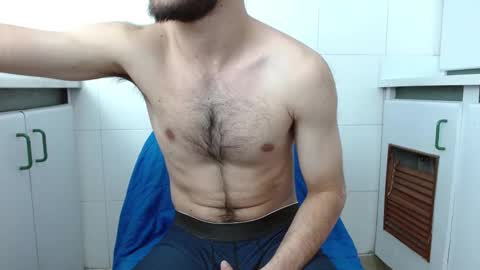 Snapshot of ambar_mds chatting on September 26, 2:21 pm Sebas online show from September 26, 2:21 pm