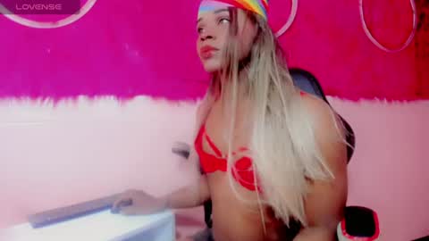 ambar_temptation online show from June 20, 7:16 pm