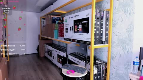 Ambarina  online show from April 1, 1:41 pm