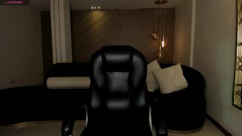 Ambar  online show from November 14, 11:42 am