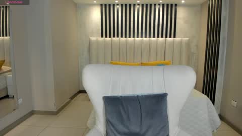 Ambar  online show from April 6, 10:49 am