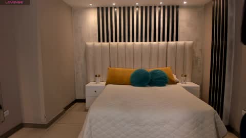 Ambar  online show from April 8, 10:48 am