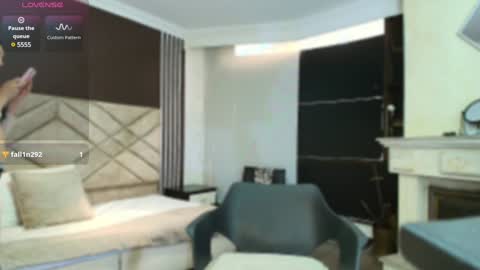 Ambar Ross online show from December 10, 7:32 pm