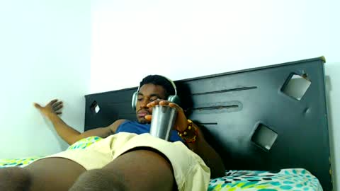Snapshot of ambartxsex chatting on June 17, 10:21 pm ambartxsex online show from June 17, 10:21 pm