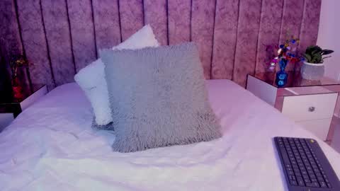  Amber  online show from March 26, 2:22 pm