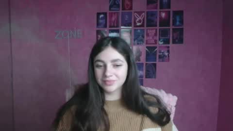 Snapshot of amber__r chatting on February 15, 6:21 am Amber online show from February 15, 6:21 am