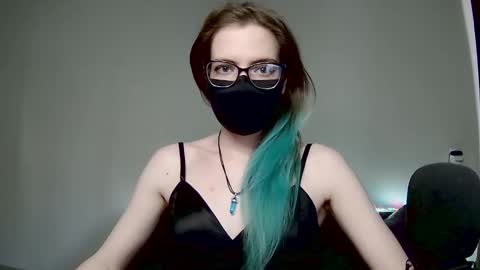 Snapshot of amber_candyfloss chatting on March 4, 8:24 am Amber non-nude model online show from March 4, 8:24 am