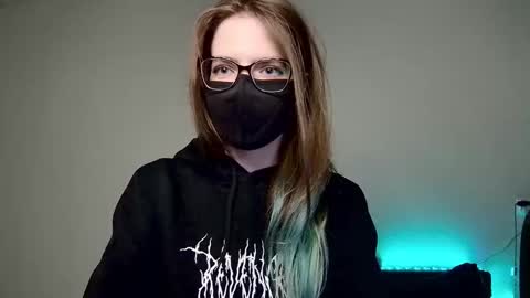 Snapshot of amber_candyfloss chatting on October 2, 9:55 pm Amber non-nude model online show from October 2, 9:55 pm