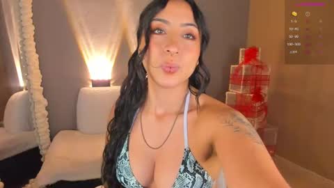 amber_curly online show from January 6, 5:38 pm